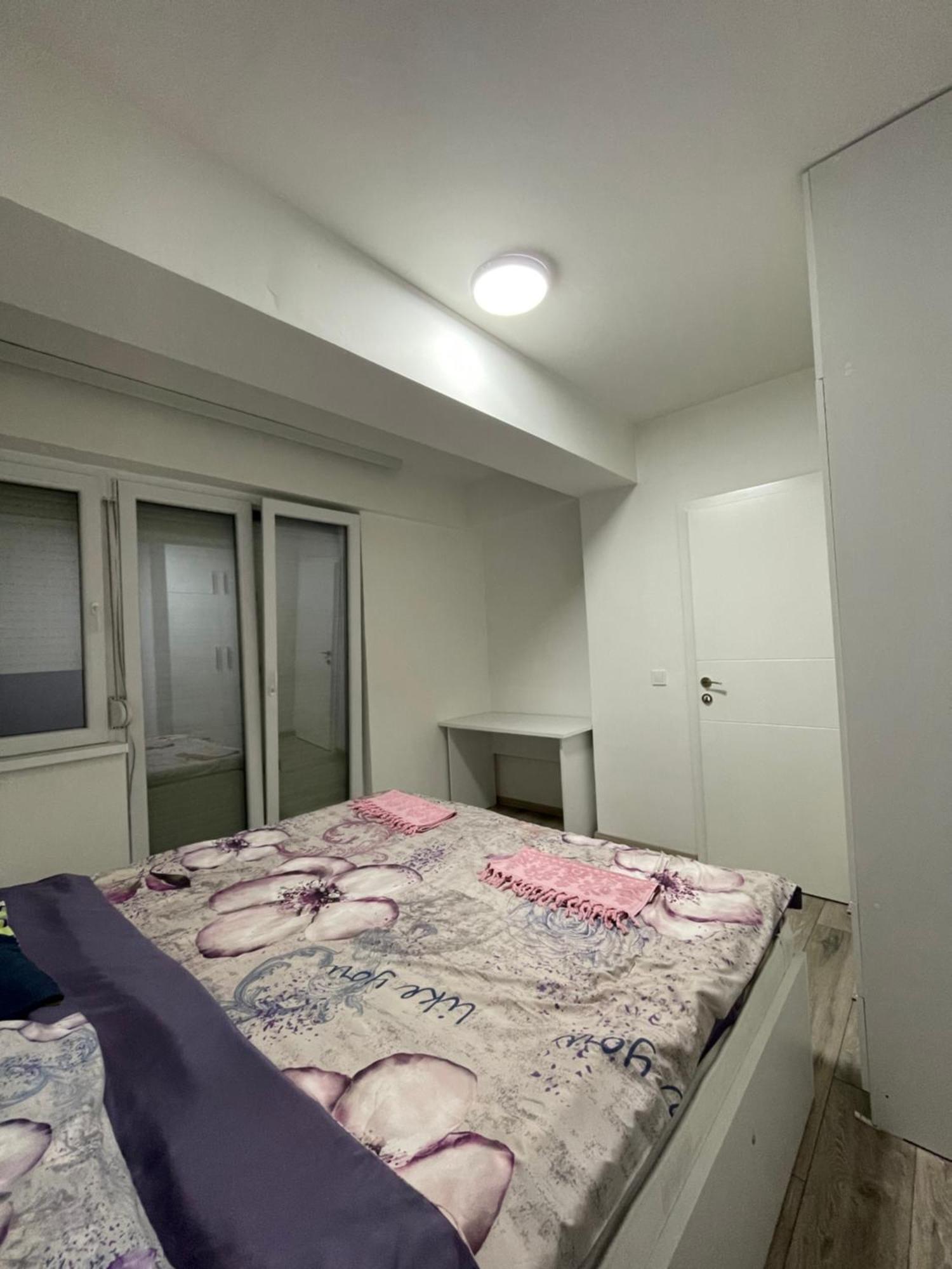Mrn Apartment 2 Szkopje Kültér fotó